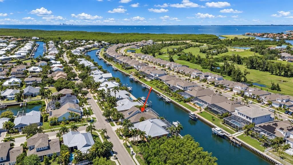 En Venta: $1,274,900 (4 camas, 3 baños, 3752 Pies cuadrados)