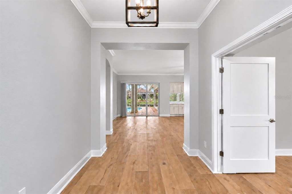 En Venta: $1,274,900 (4 camas, 3 baños, 3752 Pies cuadrados)