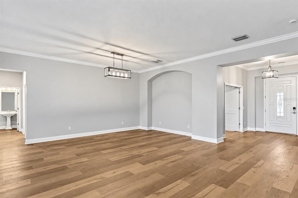 En Venta: $1,274,900 (4 camas, 3 baños, 3752 Pies cuadrados)