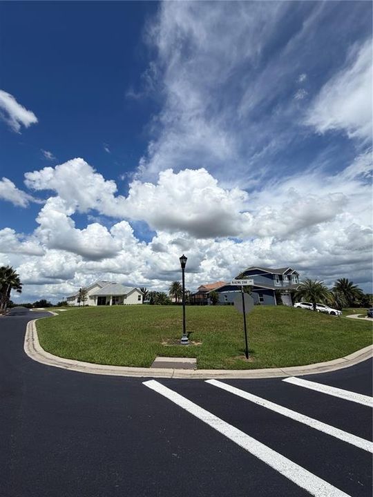 待售: $79,900 (0.25 acres)