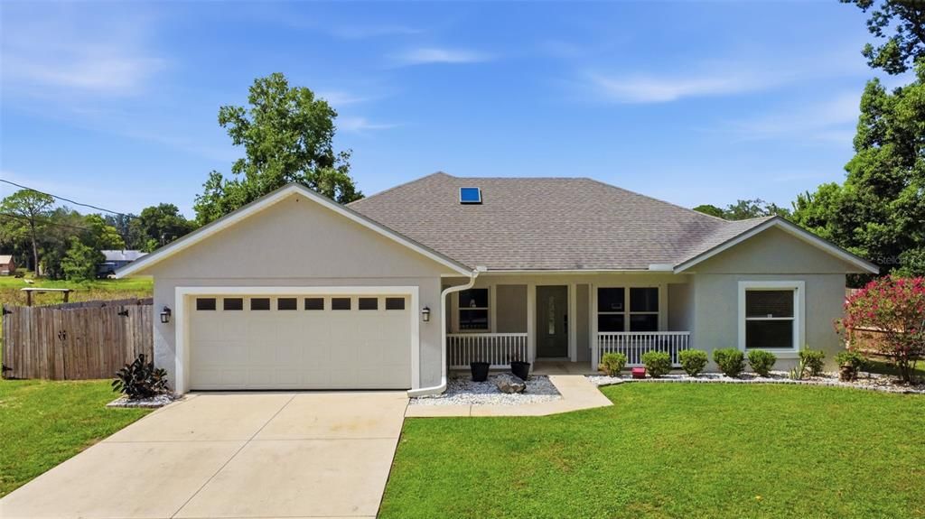 For Sale: $390,000 (3 beds, 2 baths, 1688 Square Feet)