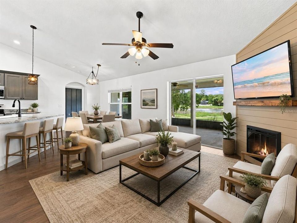 For Sale: $390,000 (3 beds, 2 baths, 1688 Square Feet)