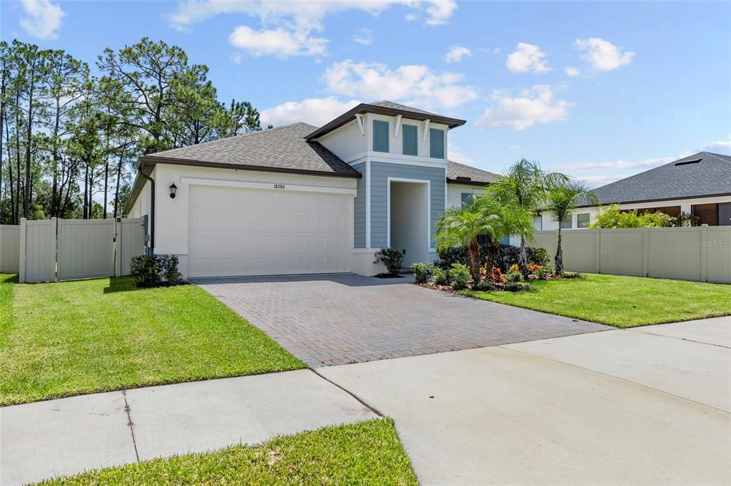 For Sale: $625,000 (4 beds, 3 baths, 2156 Square Feet)