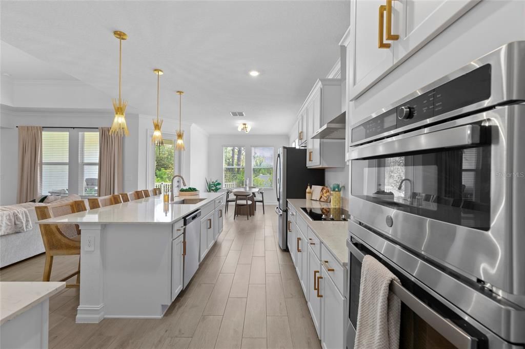 For Sale: $625,000 (4 beds, 3 baths, 2156 Square Feet)