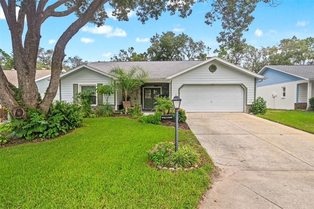 Active With Contract: $345,000 (2 beds, 2 baths, 1674 Square Feet)
