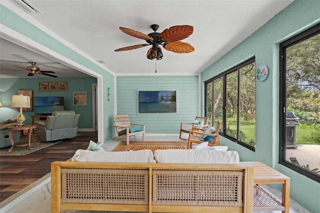 Active With Contract: $345,000 (2 beds, 2 baths, 1674 Square Feet)