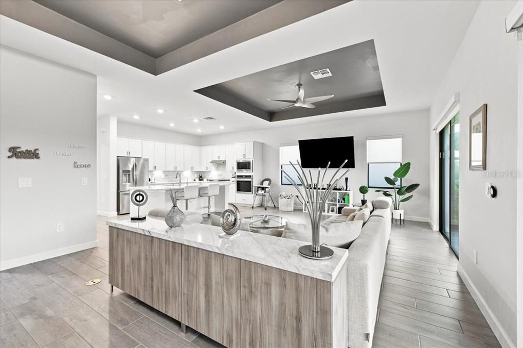For Sale: $649,999 (3 beds, 3 baths, 2799 Square Feet)