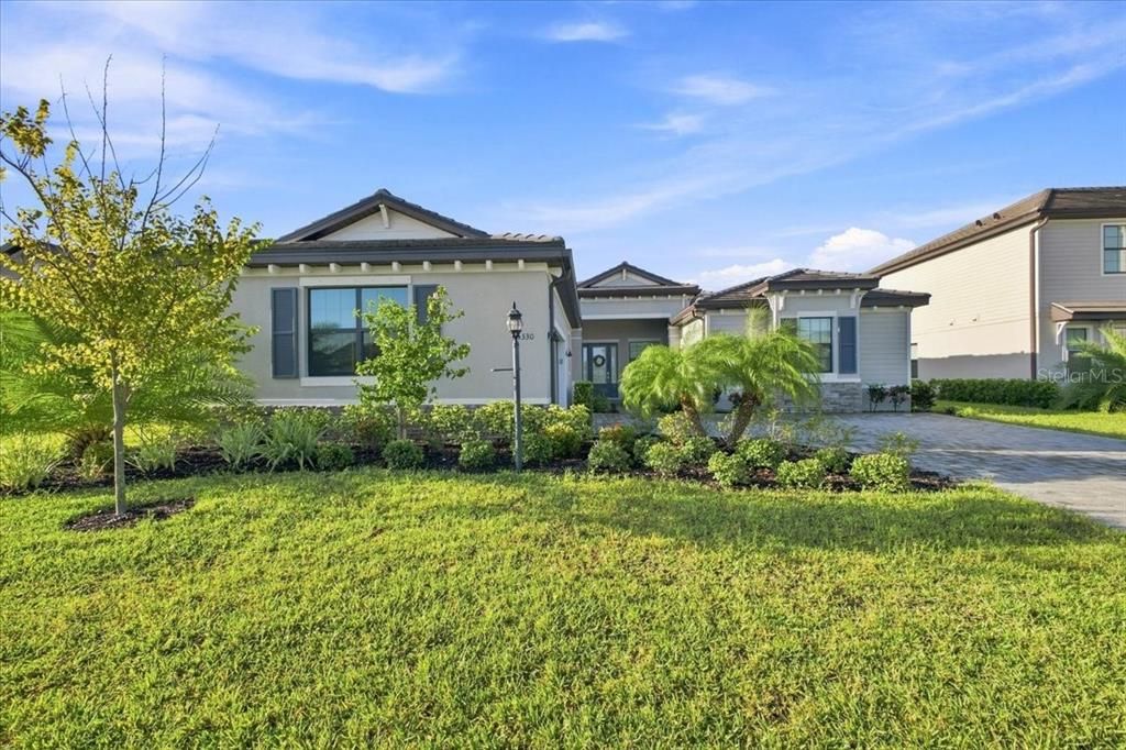 For Sale: $649,999 (3 beds, 3 baths, 2799 Square Feet)