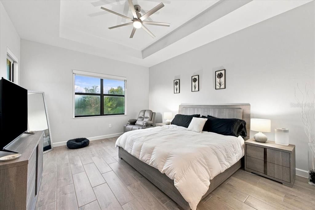 For Sale: $649,999 (3 beds, 3 baths, 2799 Square Feet)