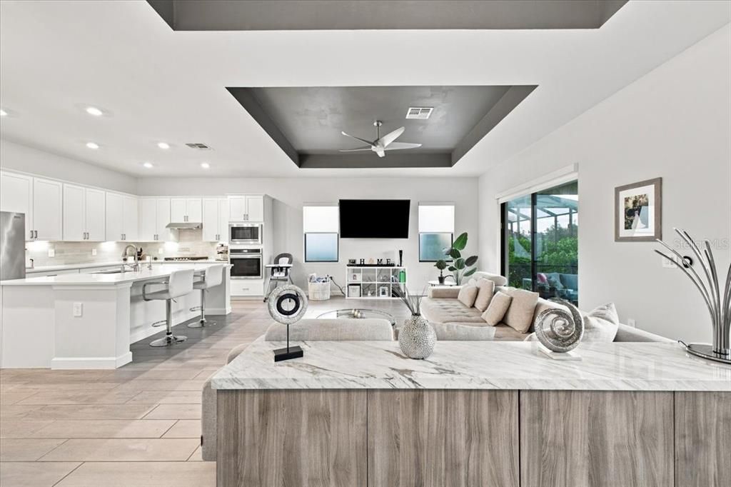 For Sale: $649,999 (3 beds, 3 baths, 2799 Square Feet)