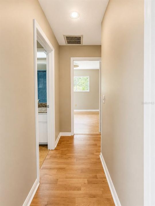 Activo con contrato: $267,500 (2 camas, 1 baños, 970 Pies cuadrados)