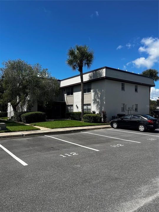 For Sale: $209,900 (2 beds, 2 baths, 918 Square Feet)