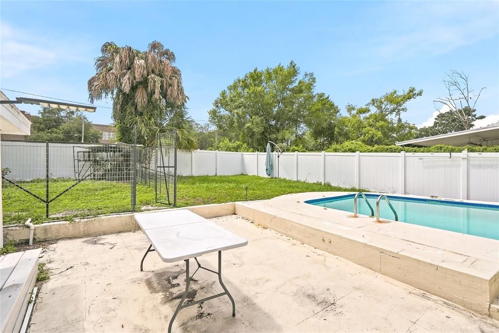 For Sale: $430,000 (3 beds, 2 baths, 1302 Square Feet)