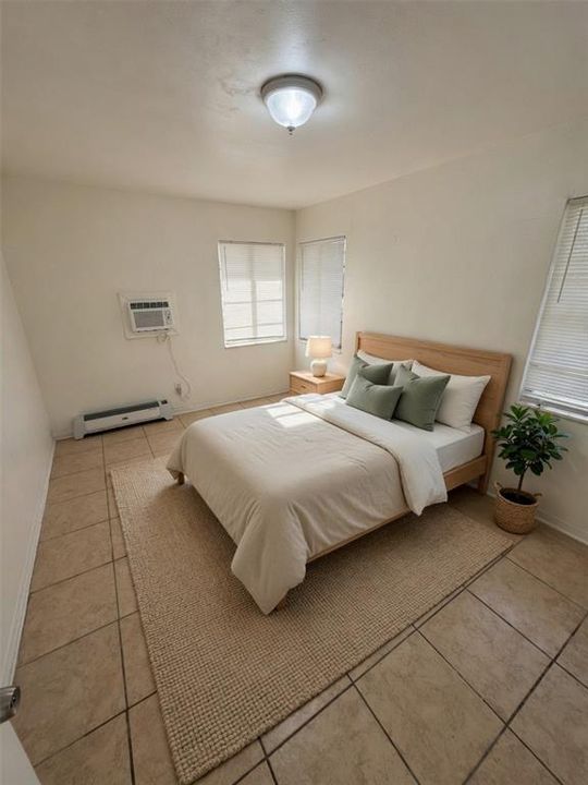 На продажу: $539,990 (8 спален, 0 ванн, 2448 Квадратных фут)