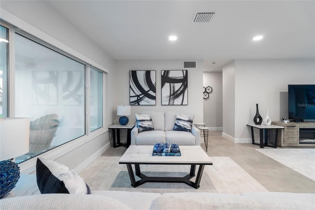 For Sale: $2,200,000 (3 beds, 3 baths, 1865 Square Feet)