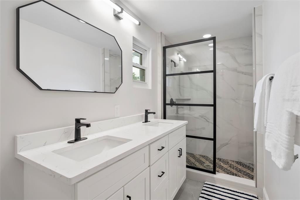 For Sale: $2,200,000 (3 beds, 3 baths, 1865 Square Feet)