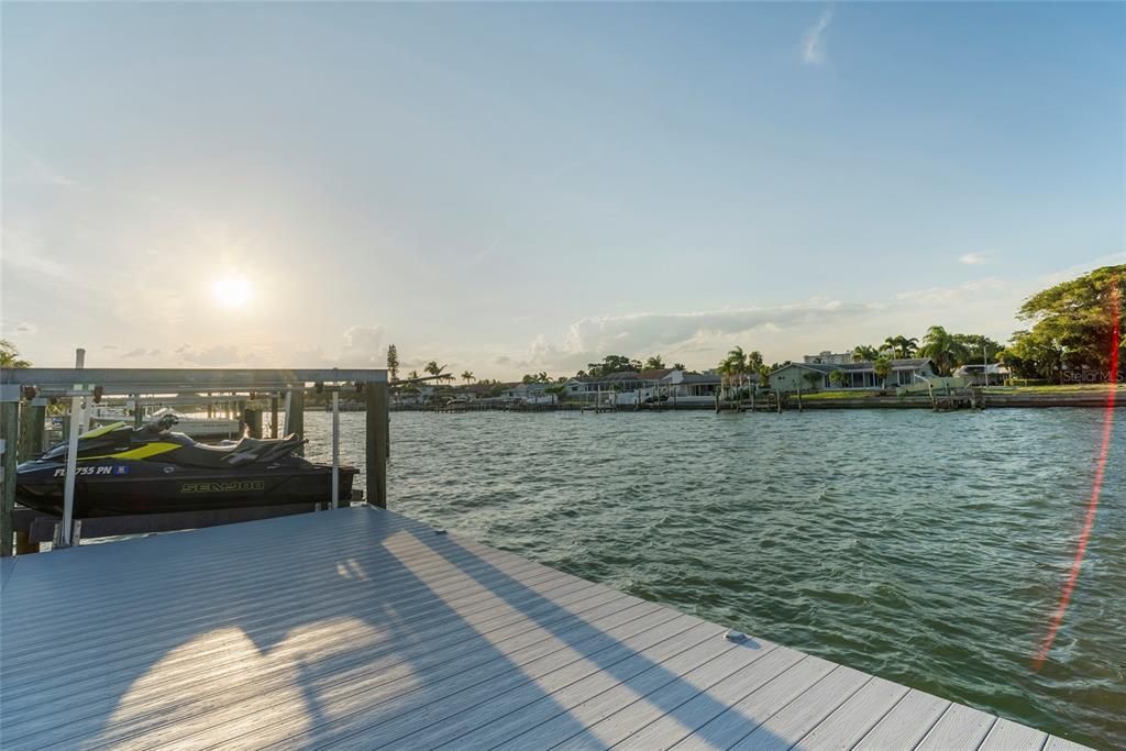 For Sale: $2,200,000 (3 beds, 3 baths, 1865 Square Feet)