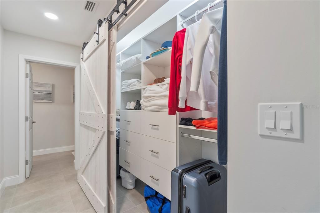 For Sale: $2,200,000 (3 beds, 3 baths, 1865 Square Feet)