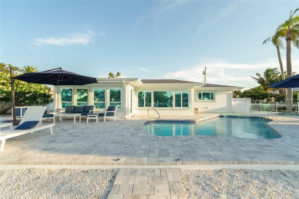 For Sale: $2,200,000 (3 beds, 3 baths, 1865 Square Feet)
