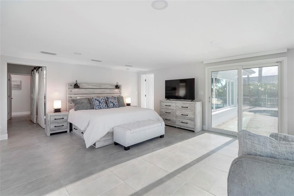 For Sale: $2,200,000 (3 beds, 3 baths, 1865 Square Feet)
