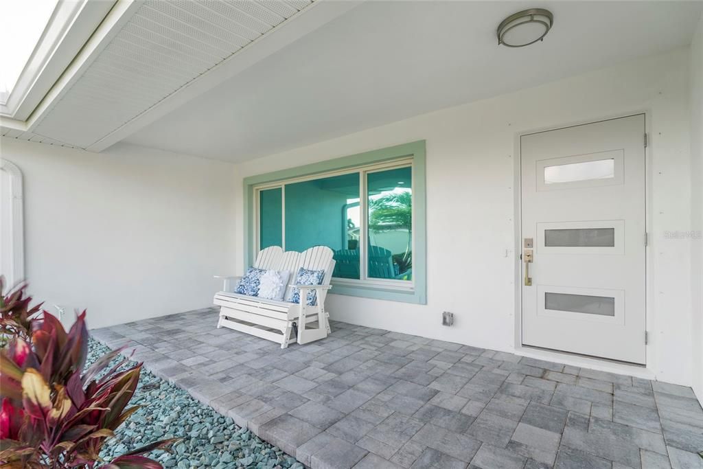 For Sale: $2,200,000 (3 beds, 3 baths, 1865 Square Feet)