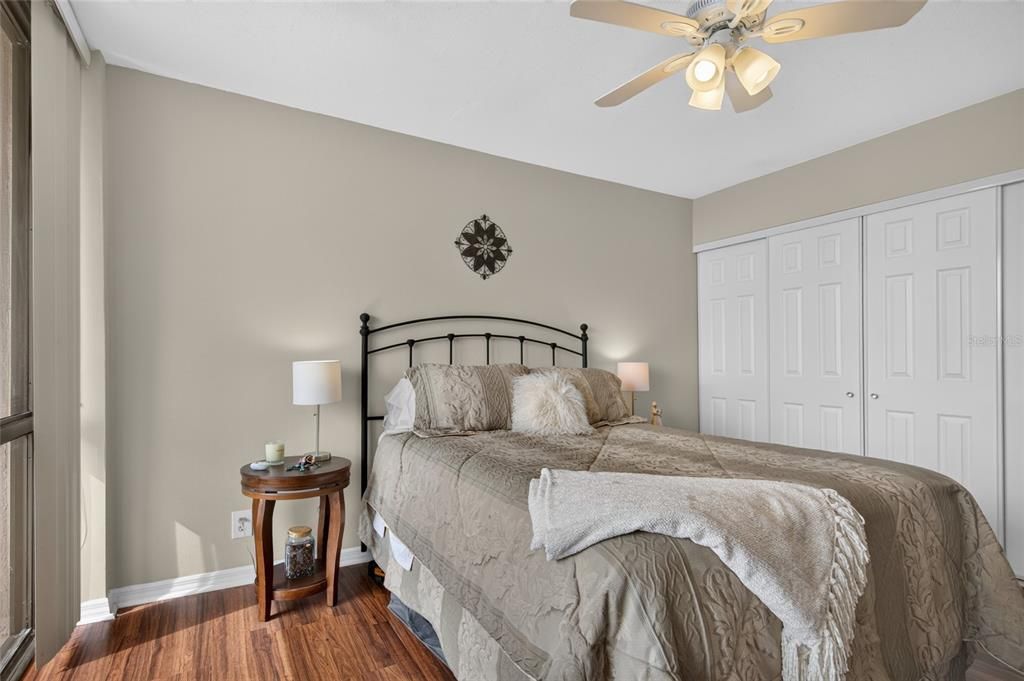 For Sale: $399,000 (2 beds, 2 baths, 1175 Square Feet)