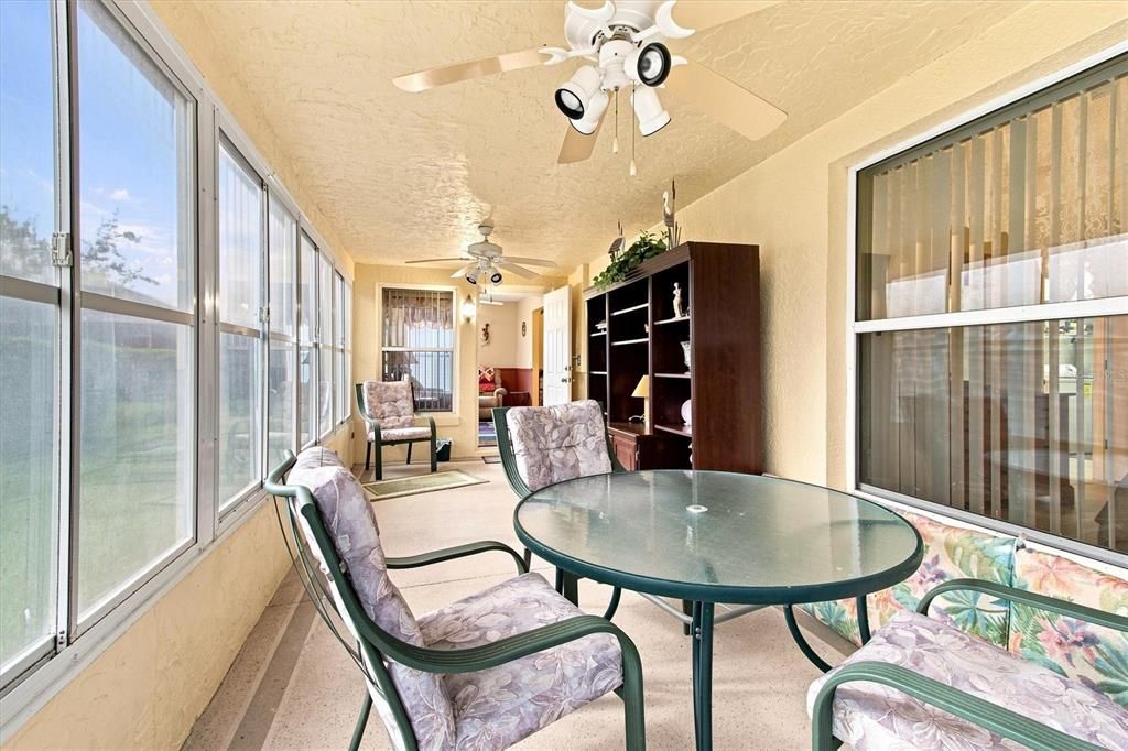 For Sale: $329,900 (3 beds, 2 baths, 1553 Square Feet)