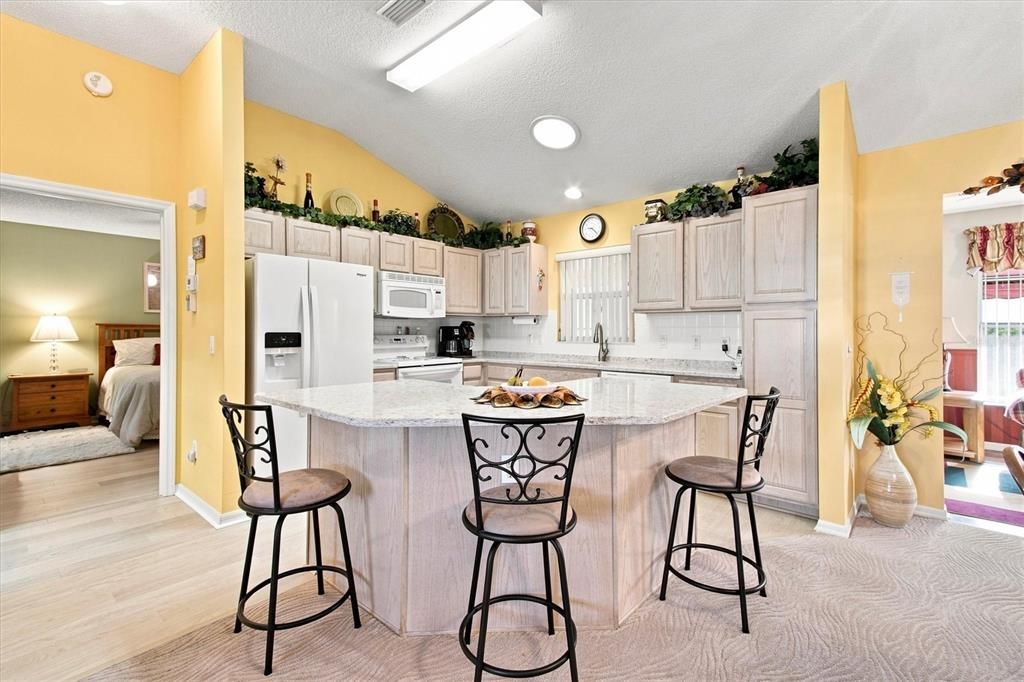 For Sale: $329,900 (3 beds, 2 baths, 1553 Square Feet)