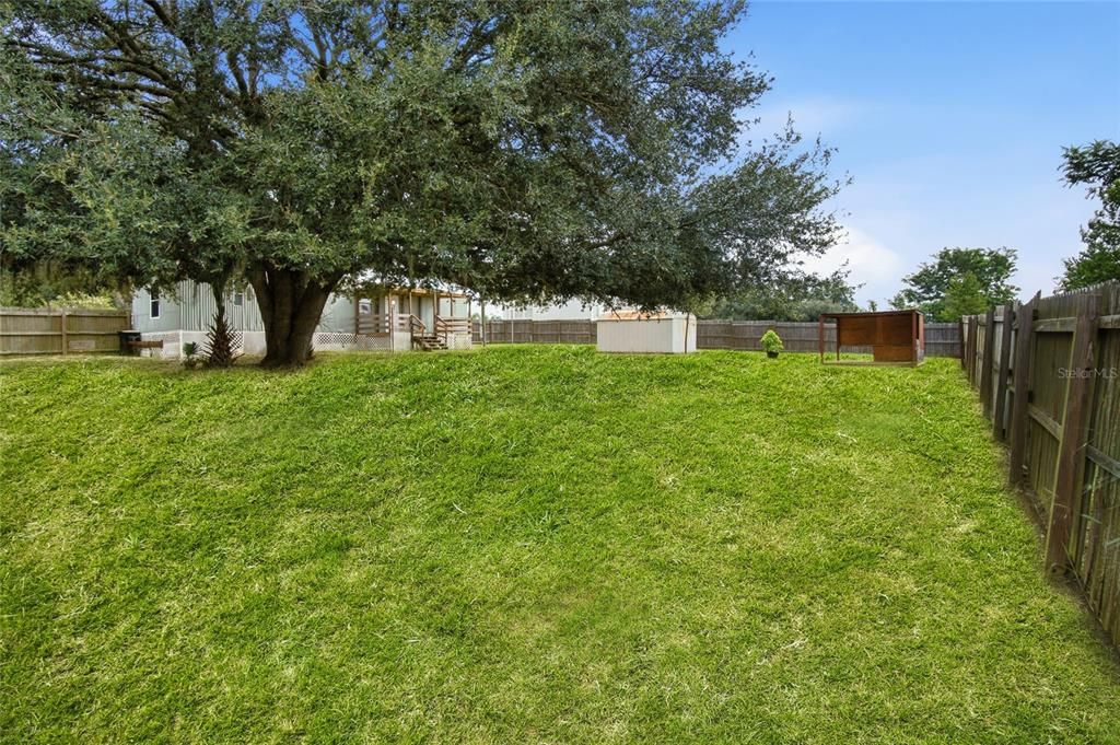 For Sale: $149,990 (2 beds, 2 baths, 728 Square Feet)