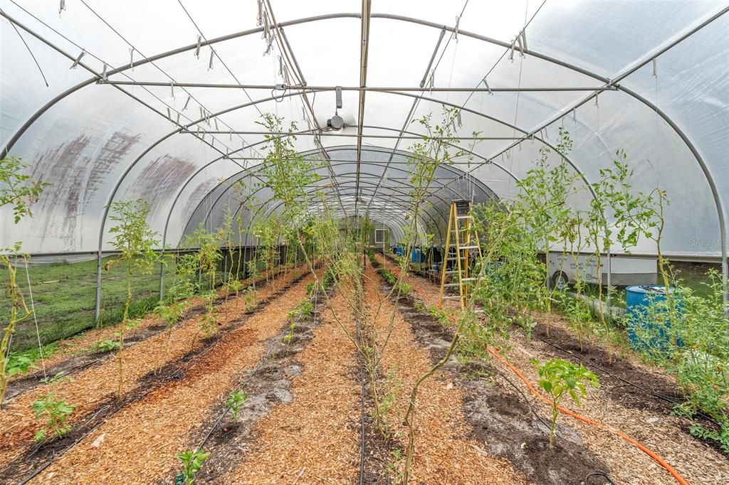 На продажу: $1,575,000 (8 спален, 4 ванн, 4450 Квадратных фут)