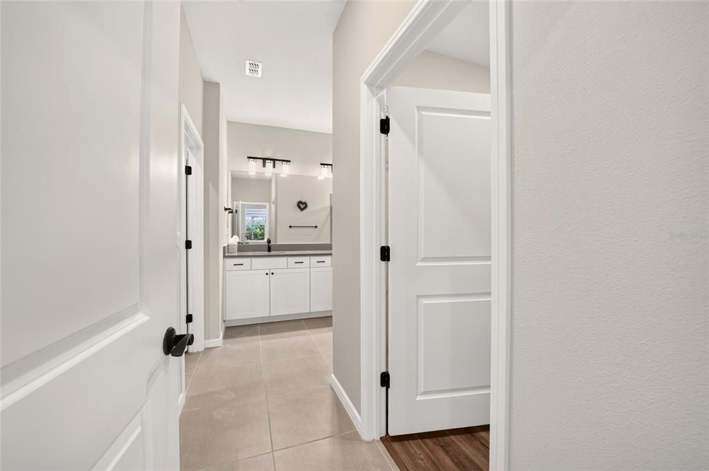 For Sale: $340,000 (2 beds, 2 baths, 1656 Square Feet)