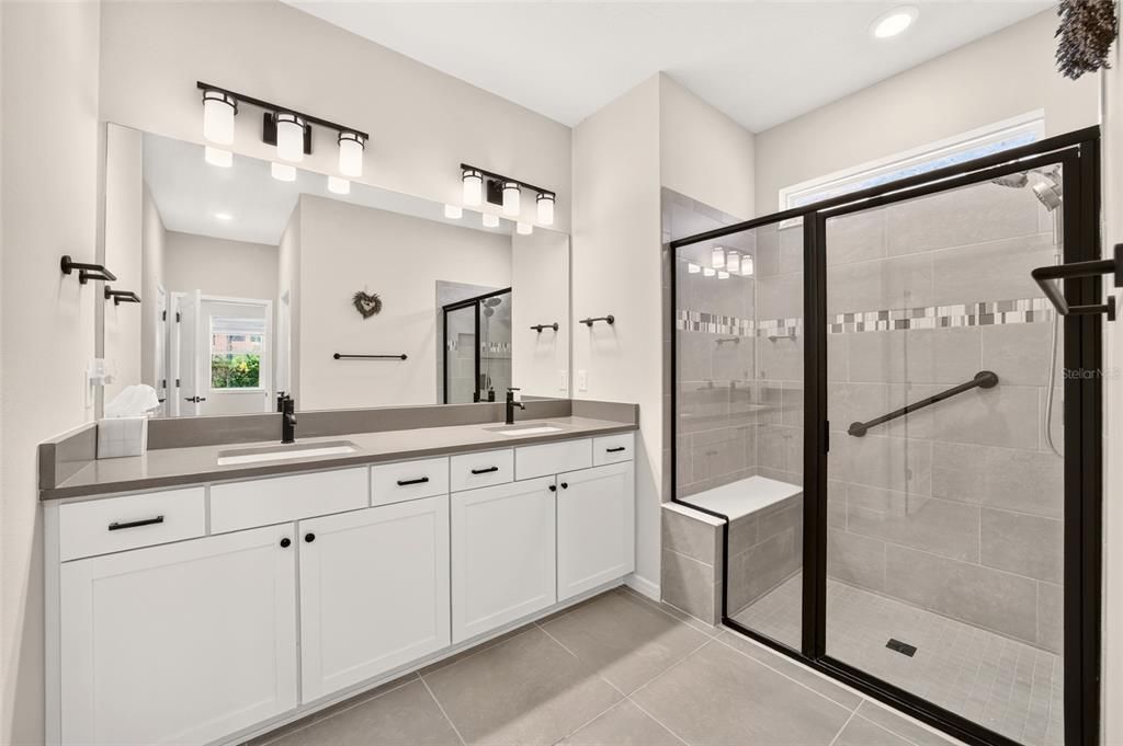 For Sale: $340,000 (2 beds, 2 baths, 1656 Square Feet)