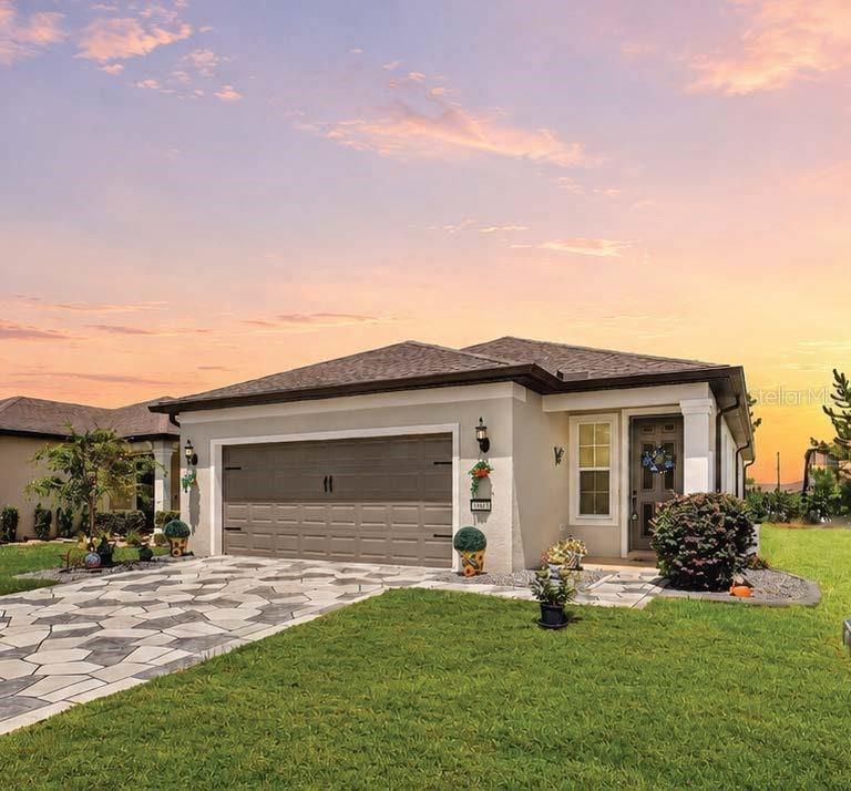 For Sale: $340,000 (2 beds, 2 baths, 1656 Square Feet)