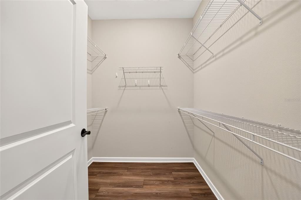 For Sale: $340,000 (2 beds, 2 baths, 1656 Square Feet)