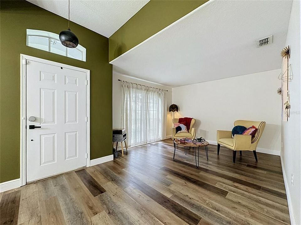 For Sale: $438,000 (4 beds, 2 baths, 2112 Square Feet)