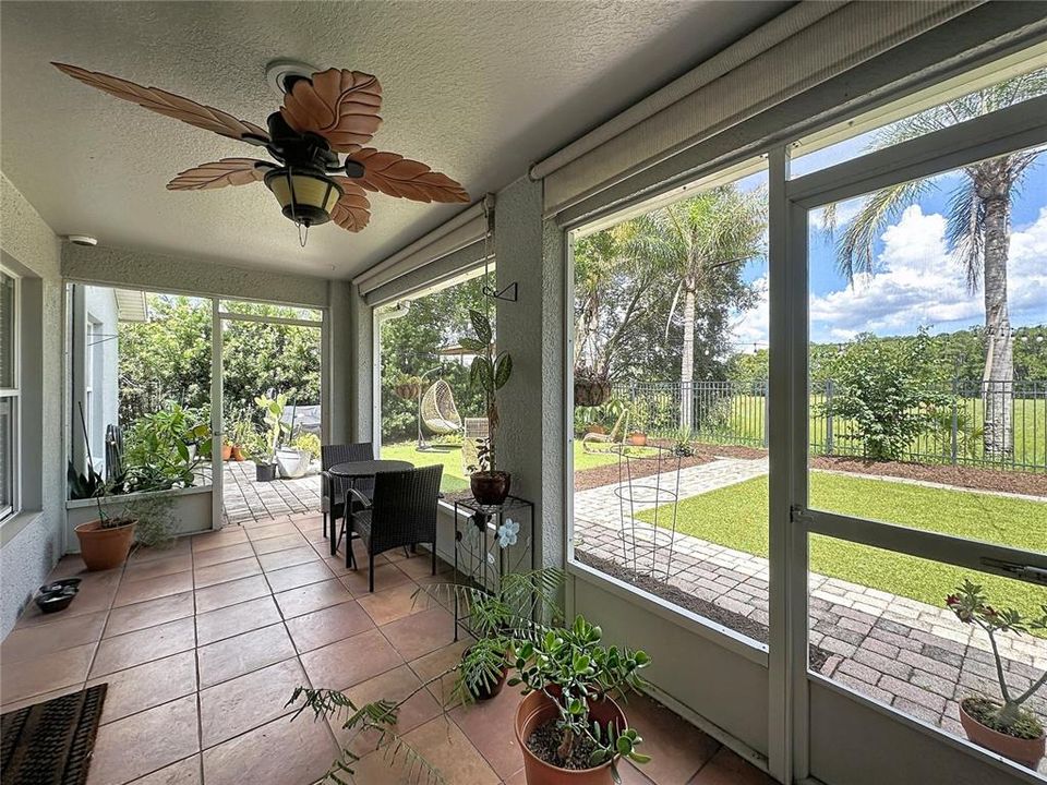 For Sale: $438,000 (4 beds, 2 baths, 2112 Square Feet)