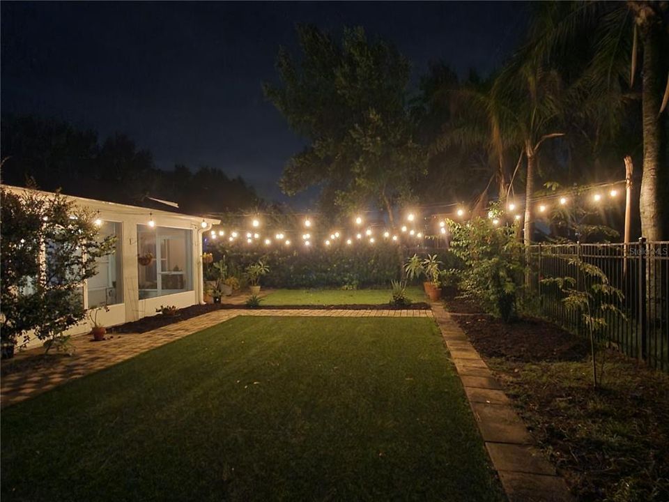 For Sale: $438,000 (4 beds, 2 baths, 2112 Square Feet)