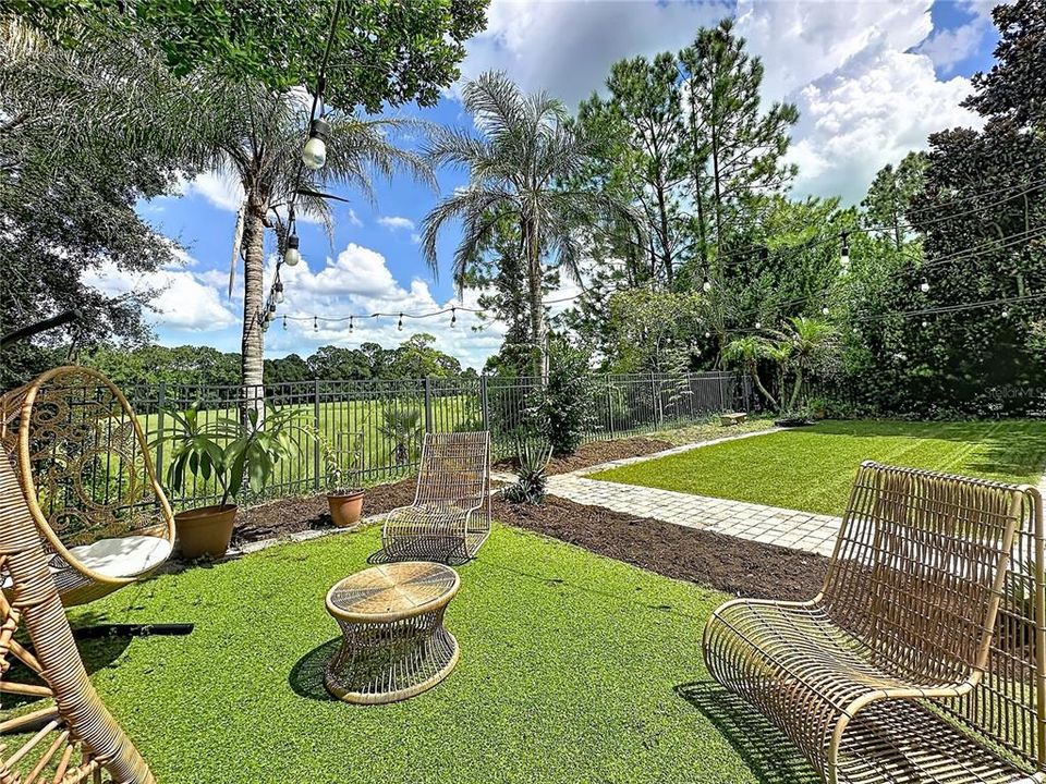 For Sale: $438,000 (4 beds, 2 baths, 2112 Square Feet)