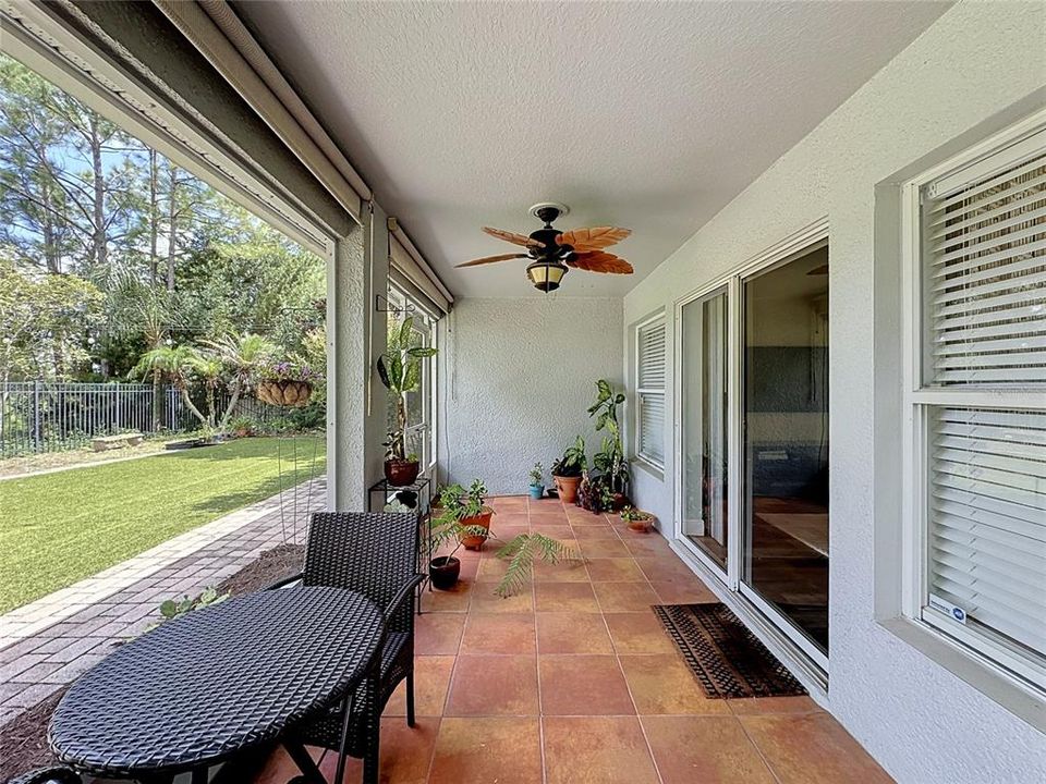 For Sale: $438,000 (4 beds, 2 baths, 2112 Square Feet)