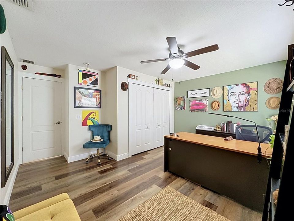 For Sale: $438,000 (4 beds, 2 baths, 2112 Square Feet)
