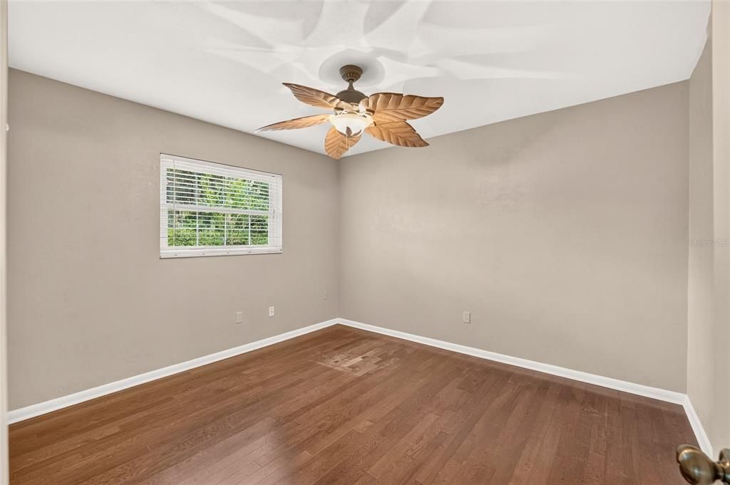 En Venta: $419,900 (4 camas, 2 baños, 2176 Pies cuadrados)