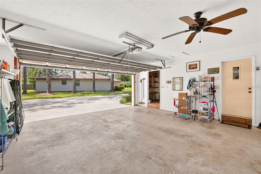 En Venta: $419,900 (4 camas, 2 baños, 2176 Pies cuadrados)