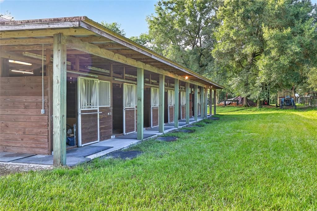 For Sale: $1,275,000 (32.53 acres)