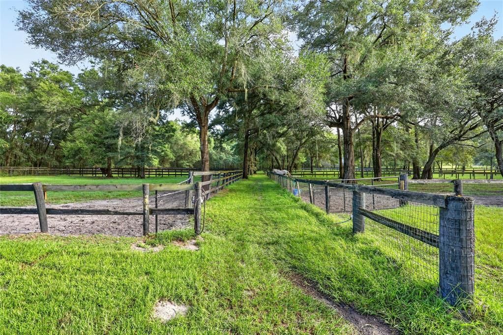 For Sale: $1,275,000 (32.53 acres)