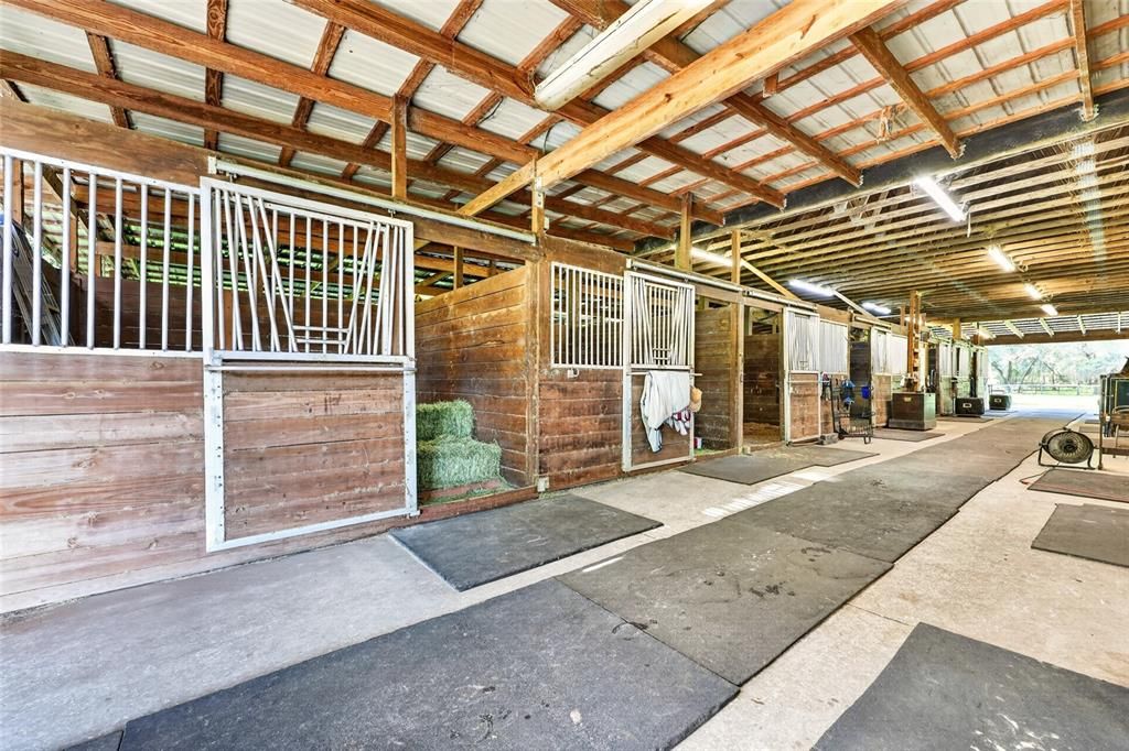For Sale: $1,275,000 (32.53 acres)