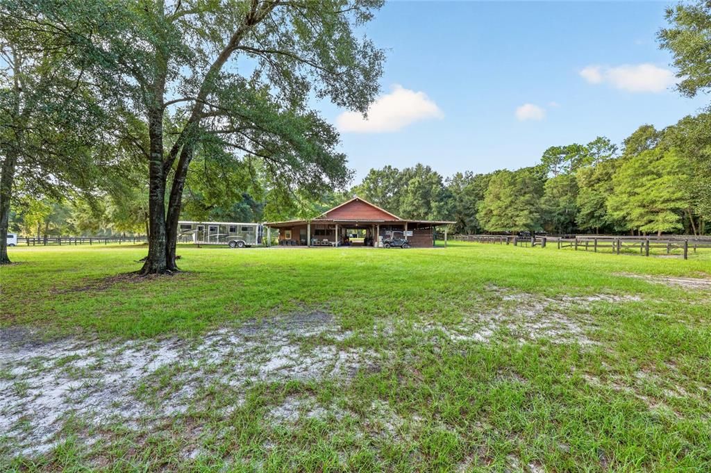 For Sale: $1,275,000 (32.53 acres)