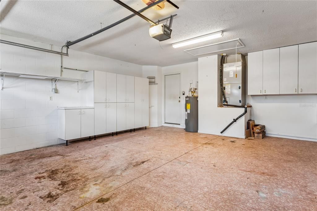 На продажу: $305,000 (3 спален, 2 ванн, 2048 Квадратных фут)