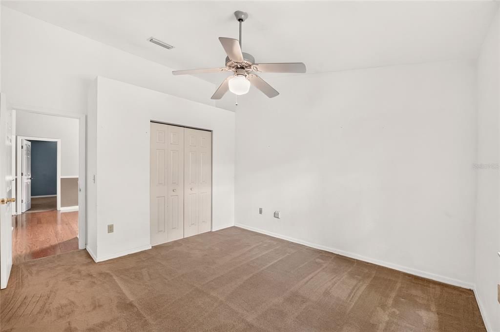 For Sale: $330,000 (3 beds, 2 baths, 1942 Square Feet)