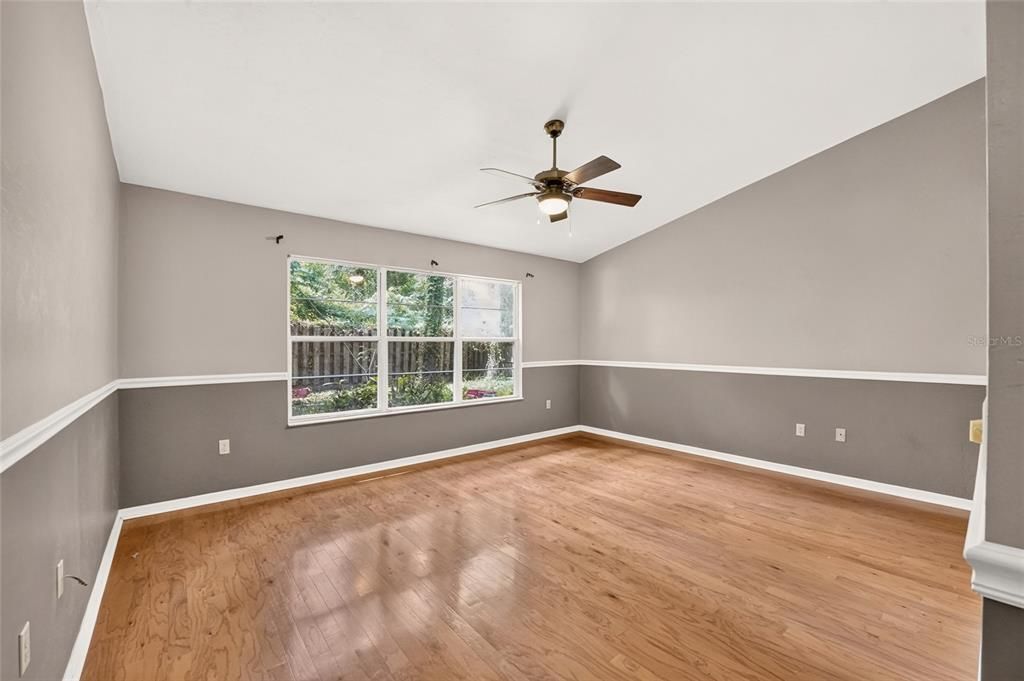 For Sale: $330,000 (3 beds, 2 baths, 1942 Square Feet)