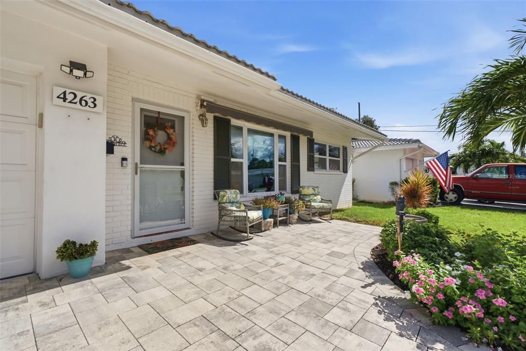 En Venta: $329,900 (2 camas, 2 baños, 1103 Pies cuadrados)